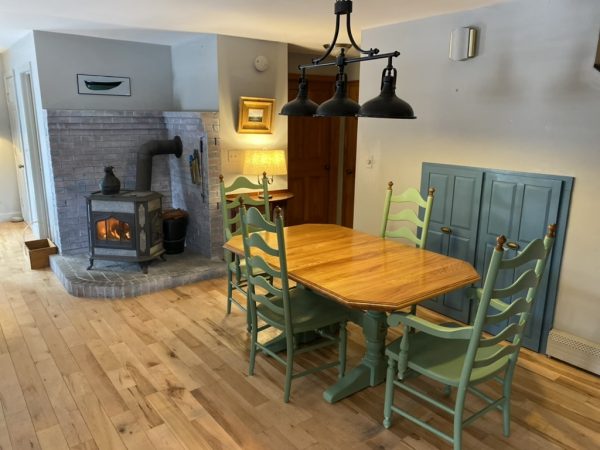 New England Farmhouse Table (Oak)-Sold