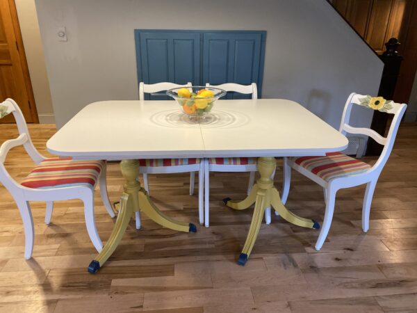 Country Cottage Kitchen Dining Room Table and Five Chairs-- Maine Country Cottage Chair Seats